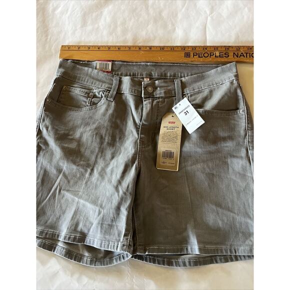 Levis Jean Shorts Mens 31 Gray Mid Length Denim Chino Short Vintage Soft NWT - Picture 4 of 10